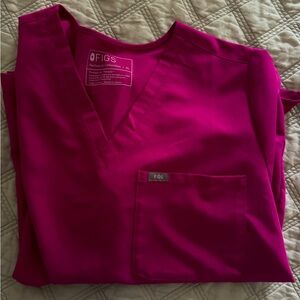 EUC Figs Catarina Raspberry Sorbet sz XL